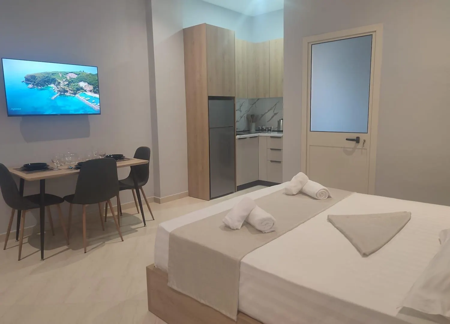 Bp Beach Apartments ゴーレム ゲストハウス
